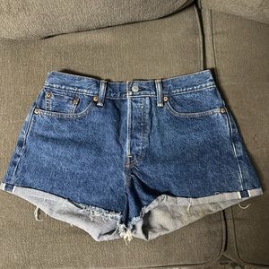 LEVIS • Mini Short • Sz 29 • NWT